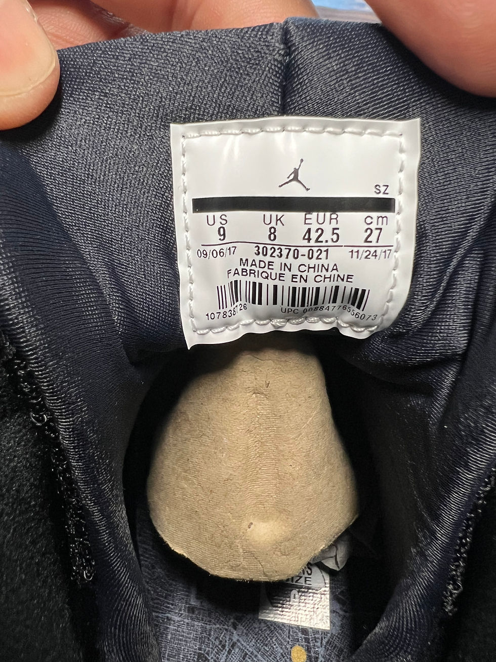 Thumbnail: Jordan 9 “City of Love” sz 9 Preowned