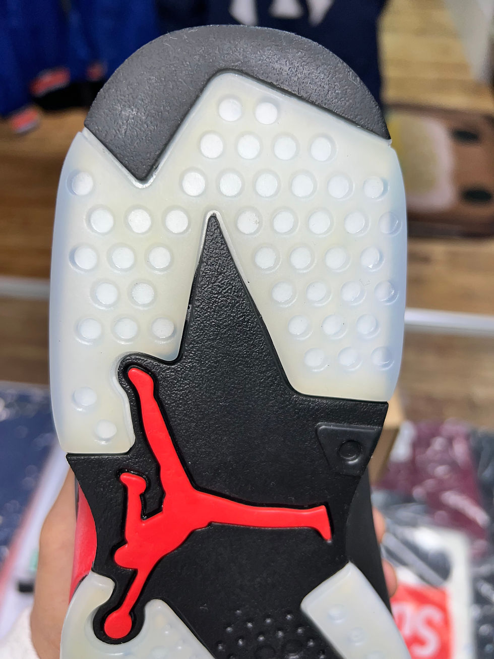 Thumbnail: Jordan 6 “Salesman Infrared” sz 9 Preowned