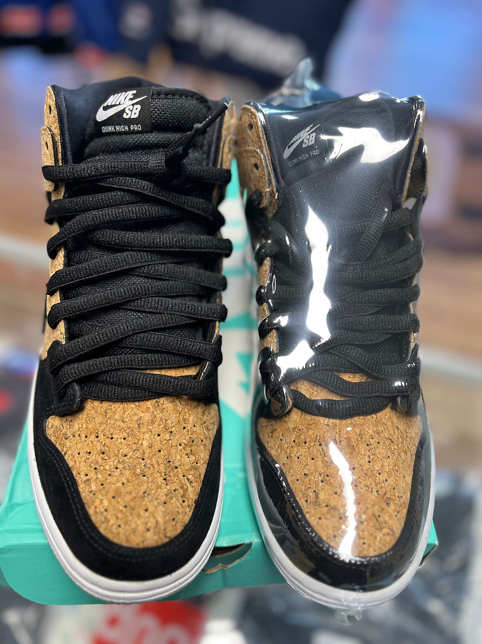 Thumbnail: Nike SB Dunk “Cork” sz 10 Preowned