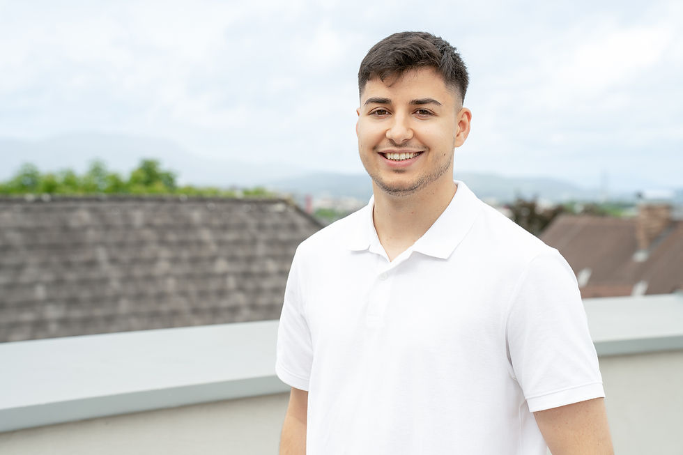 Portraitfoto Philipp Schneider