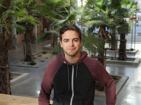 Portrait Start-up - Hubware