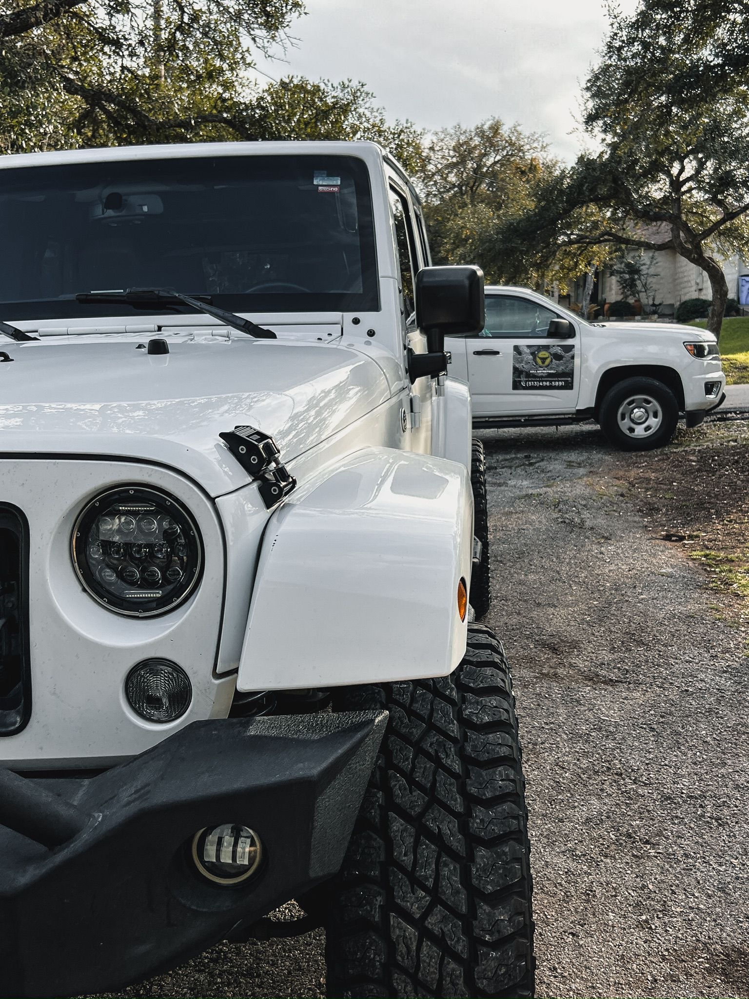 HandExterior Wash/Wax - SUV