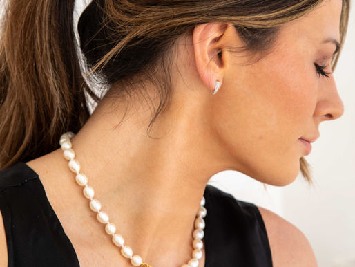 pearl jewellery necklace