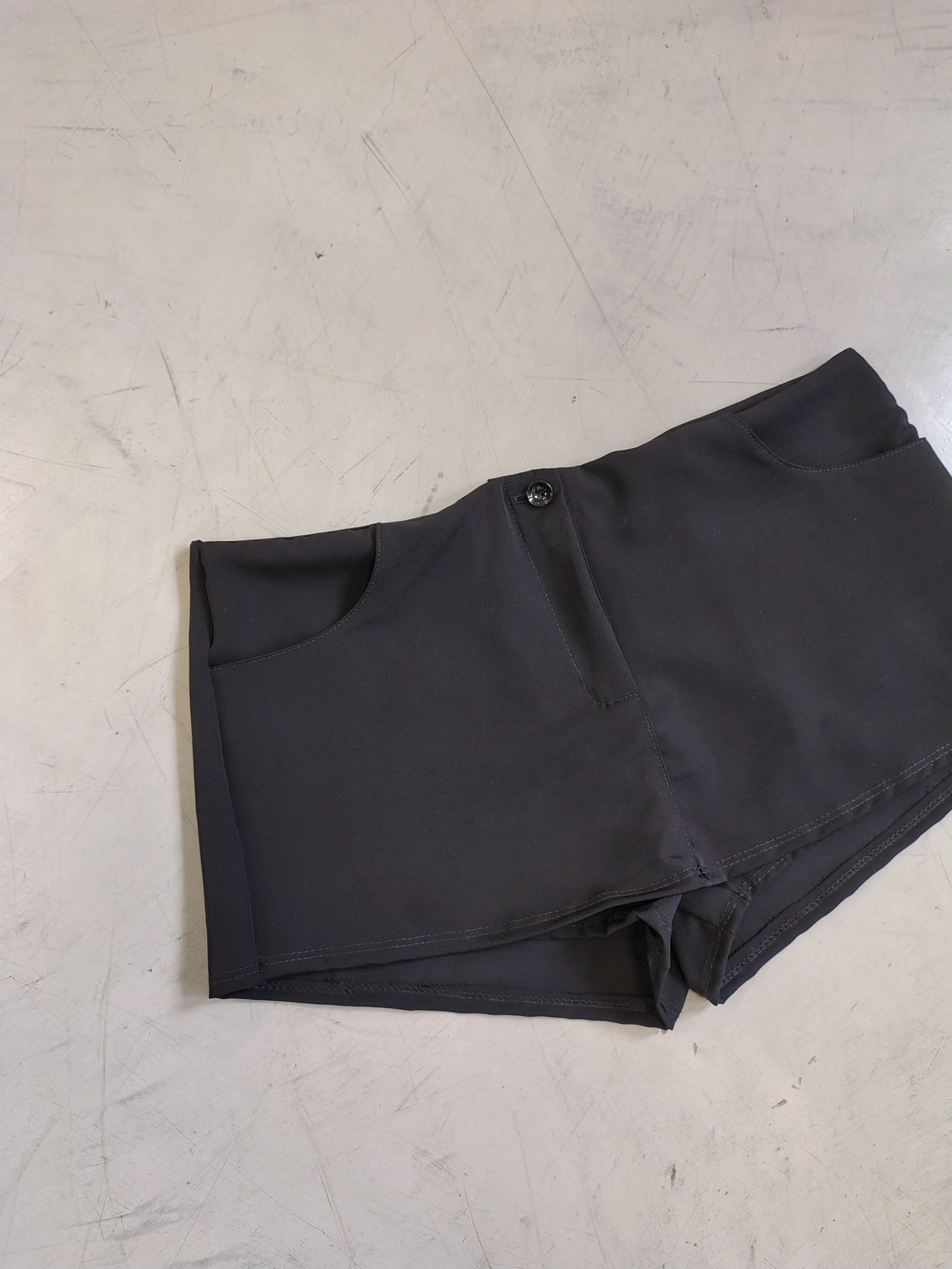 Short Pollera Sastrero Bolsillo