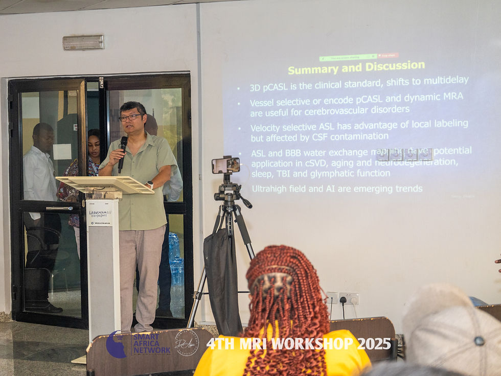 Prof. Danny Wang delivering an insightful lecture at the MRI Workshop.