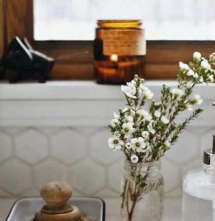 sink candle_edited.jpg