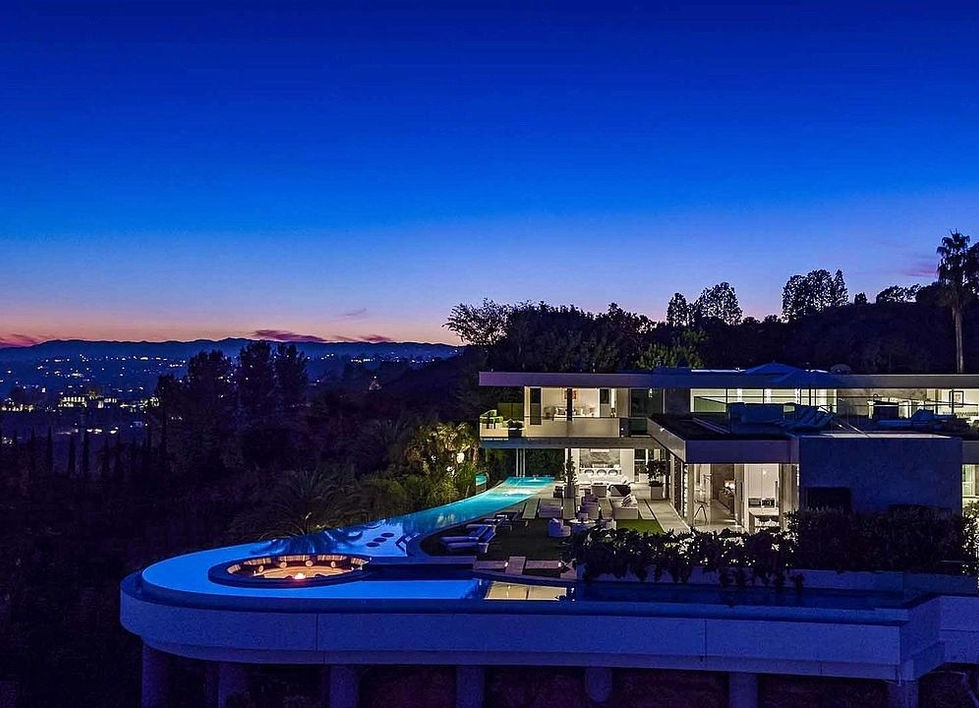 402-9272-Robin-Dr-Los-Angeles-CA-90069-e1622211443373