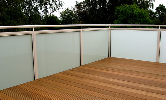stahl-rp-profile-mit-glasfuellung-und-ho