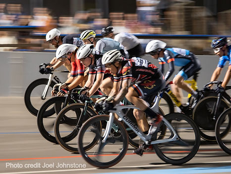 A bunch sprint at the San Diego Velodrome.