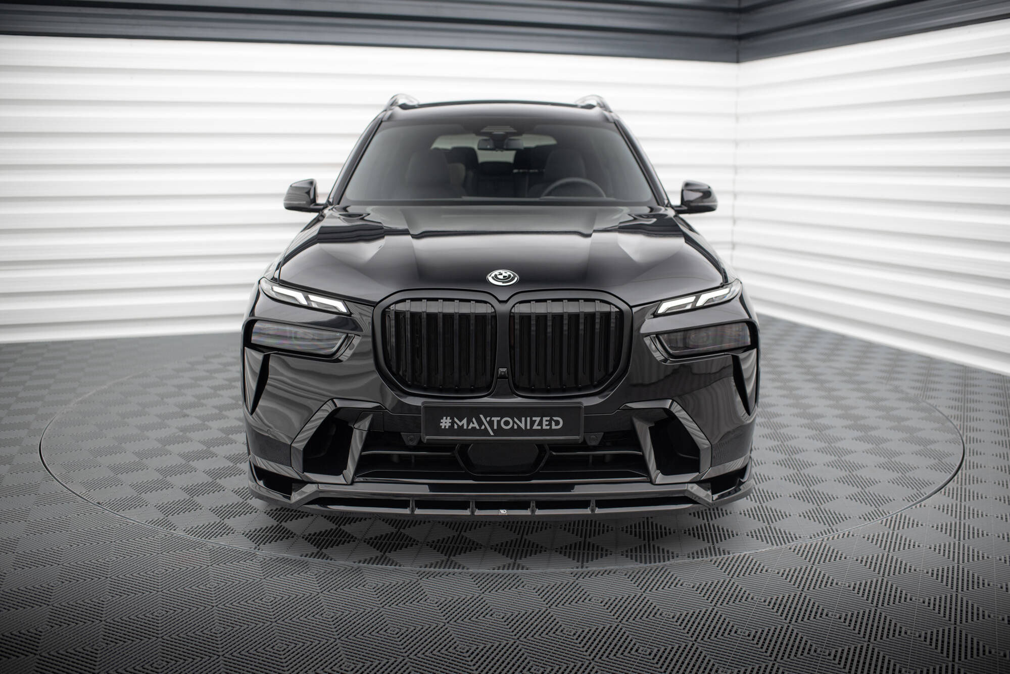 BMW X7 M-Pack G07 Facelift Maxton Front Splitter 