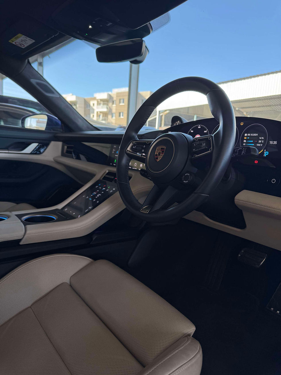 Thumbnail: Porsche Taycan Turbo S, 2020