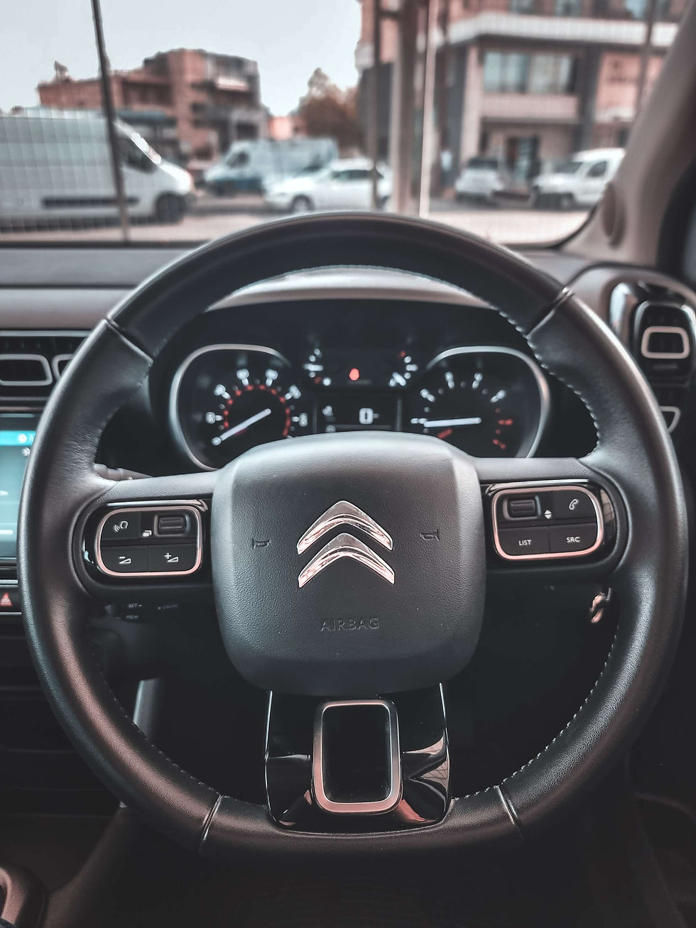 Thumbnail:  Citroën C3 Aircross, 2018