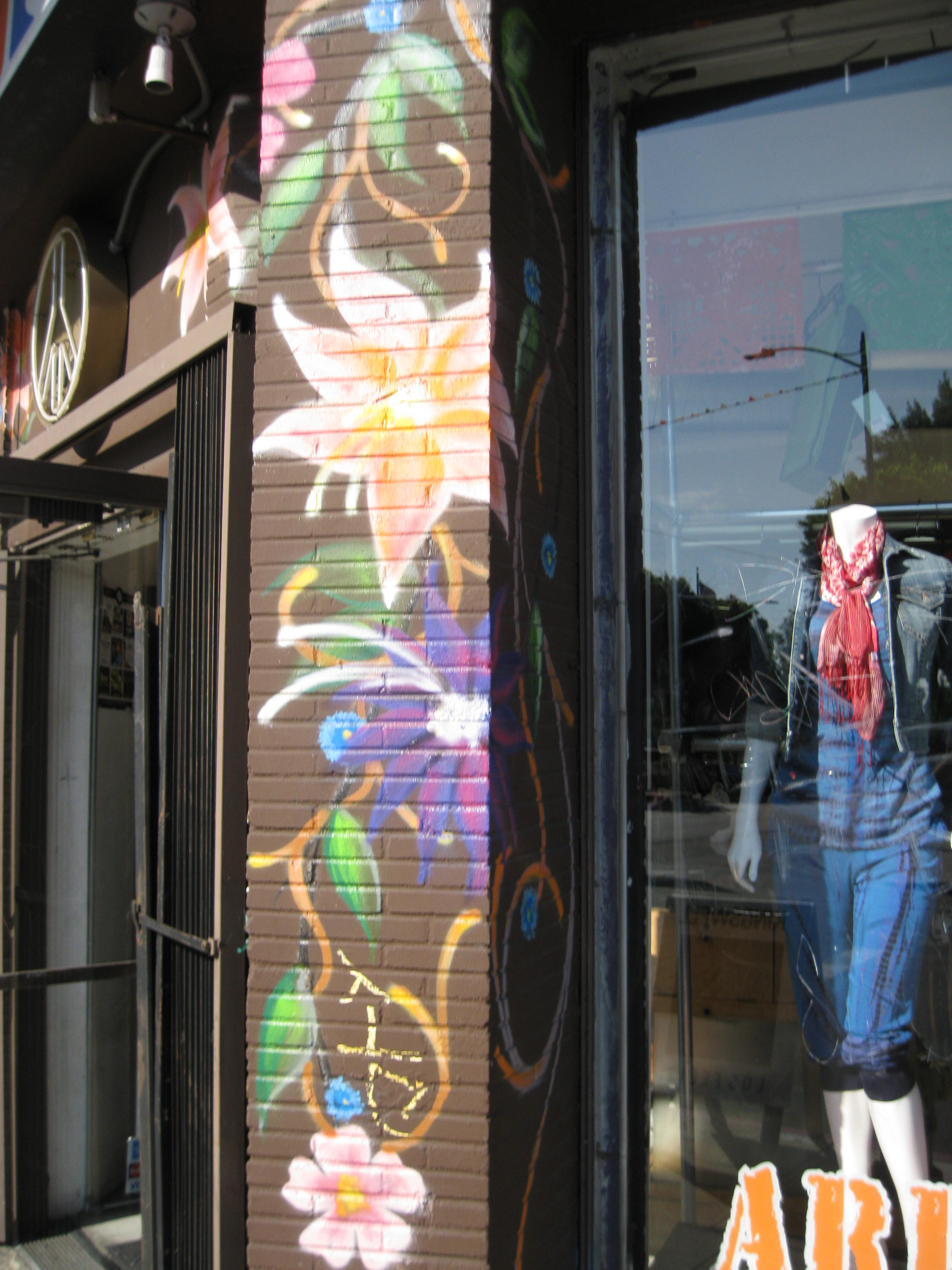 Men's & women's fashions Half Off Clothing Store United States