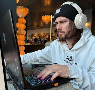 WhatsApp Image 2026-02-18 at 10.33_edited.jpg