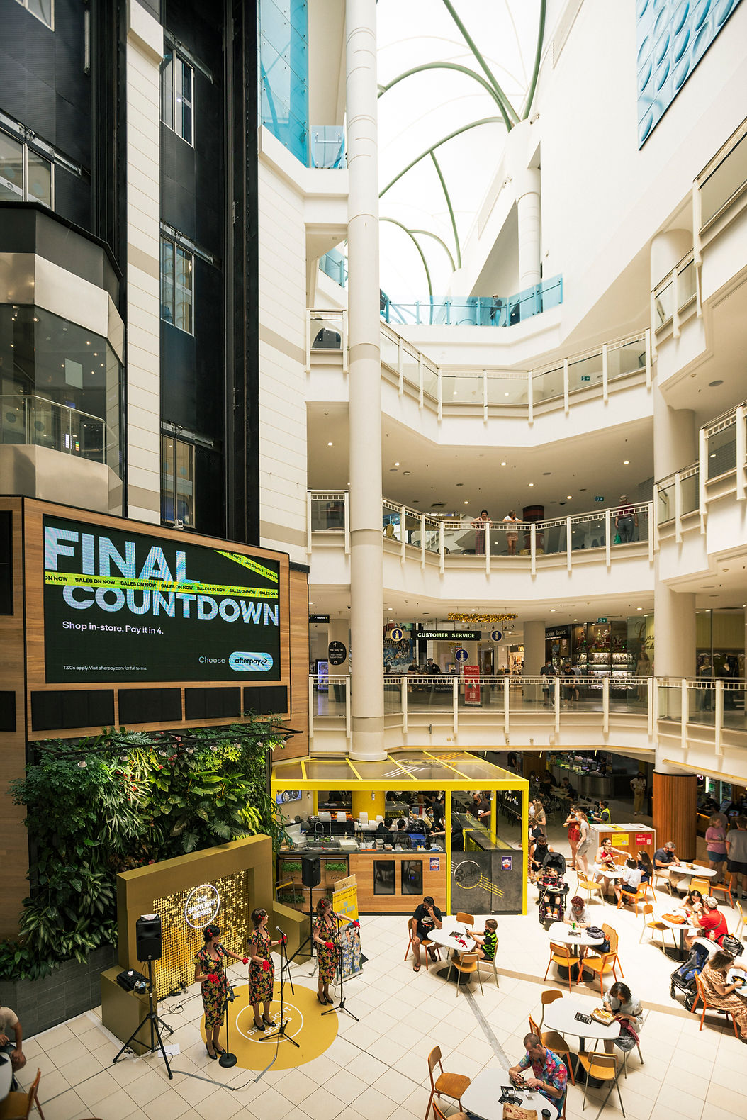 0L6A6635the_pacific_bellesTheMyerCentreQueenSt18dec2021adobeModern4.jpg
