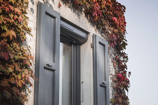 Volets Roulants Solaires bordeaux montussan