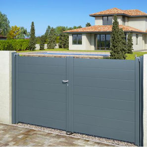 Portail Plein en pvc, acier ou aluminium - Chatauret Fabricant installateur de Portails - Bordeaux Montussan, Arcachon Biganos, La Brede