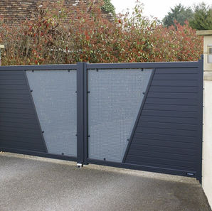 Portail avec découpe laser en acier ou aluminium - Chatauret Fabricant installateur de Portails - Bordeaux Montussan, Arcachon Biganos, La Brede