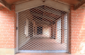 Rideaux métalliques sur mesure et motorisés perigueux