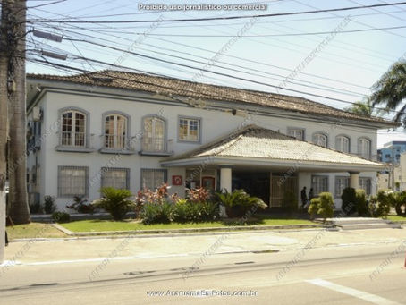 Ampla corta energia da Prefeitura
