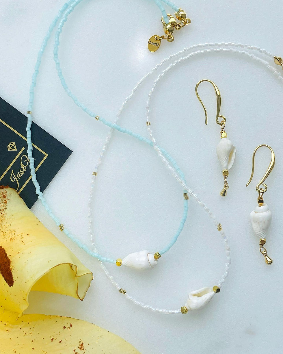 Thumbnail: Shell Choker