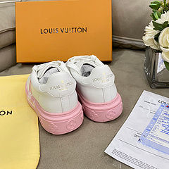 תמונה ממוזערת: LV הנעליים