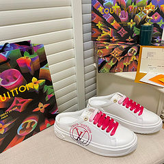 Thumbnail: Bright sneakers