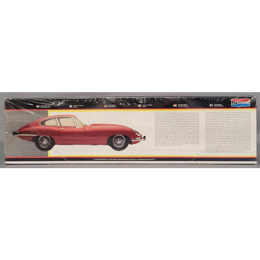 Thumbnail: RARE MONOGRAM  JAGUAR XK-E COUPE  1/8 SCALE MODEL KIT SEALED