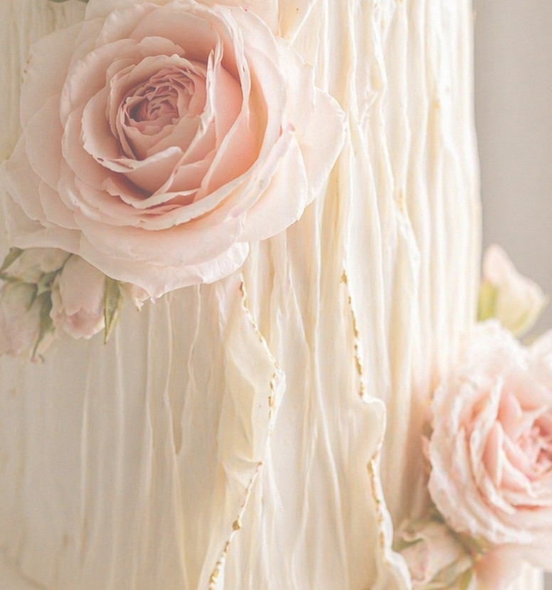 romantic vintage ruffle sugarpaste and f