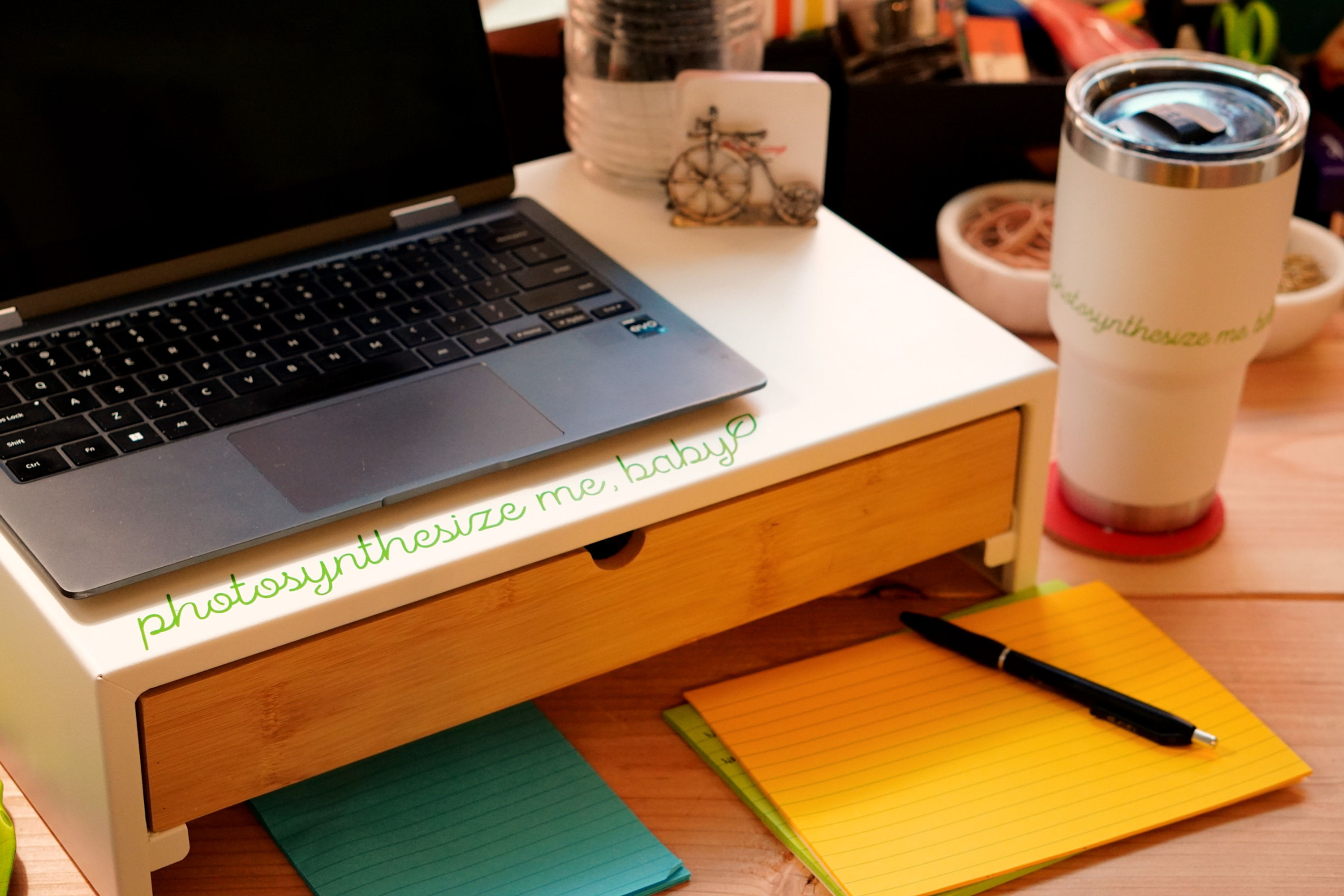 i'm a plant! - vinyl sticker