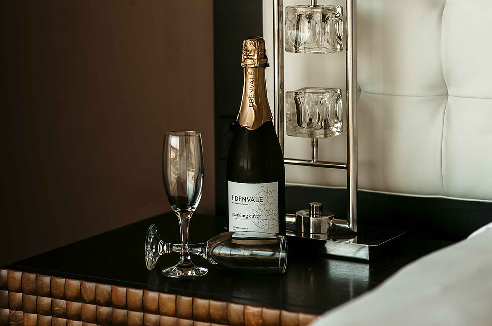 Oscar and isabella wedding at Toyal Pines resort 2