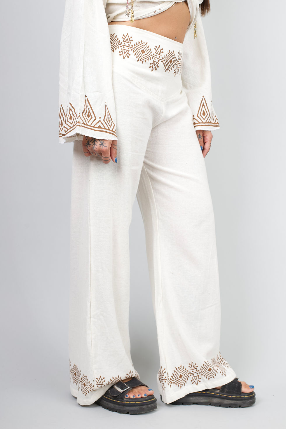 Thumbnail: Kali White Pants
