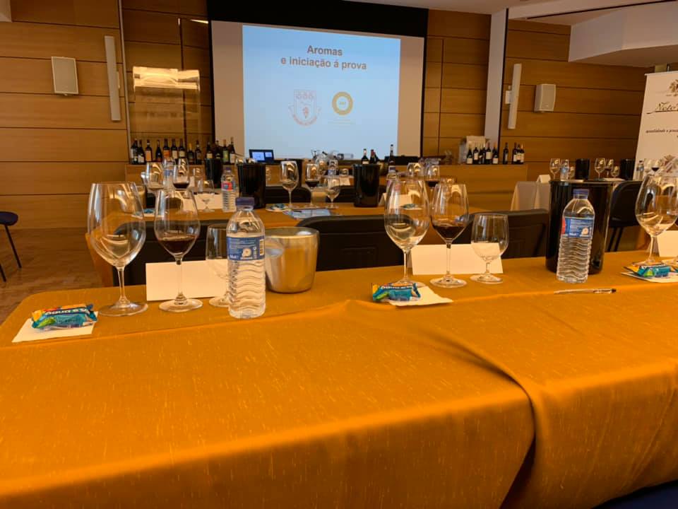 48336081_2006782112732160_10506062954653