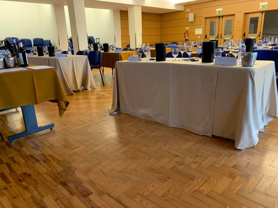 48343439_2006782056065499_17836595539261