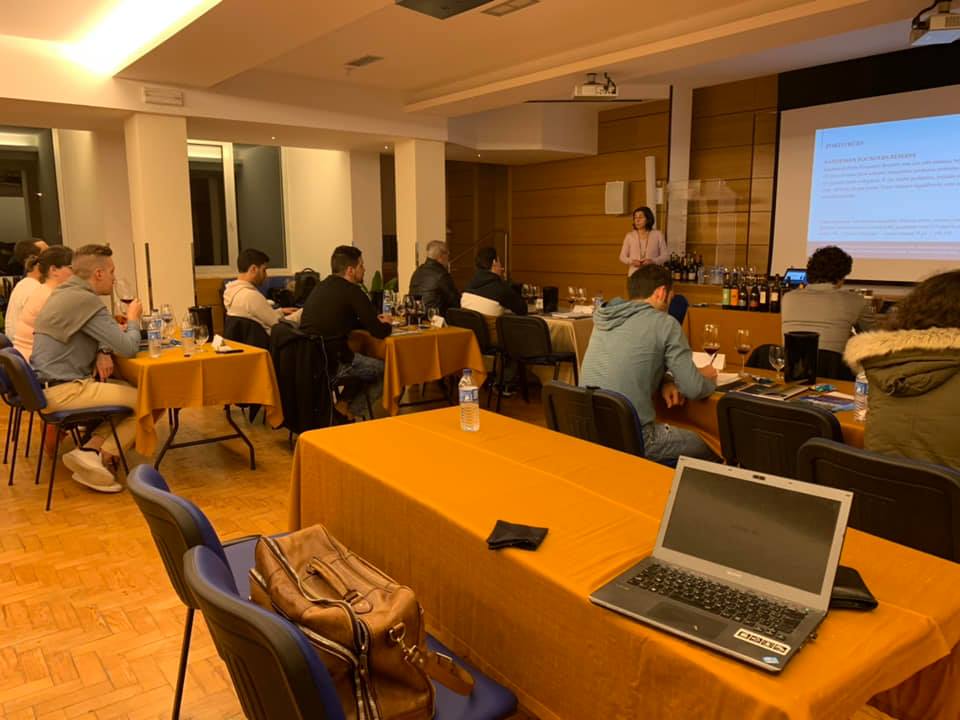 48089314_2009982772412094_43579008934425