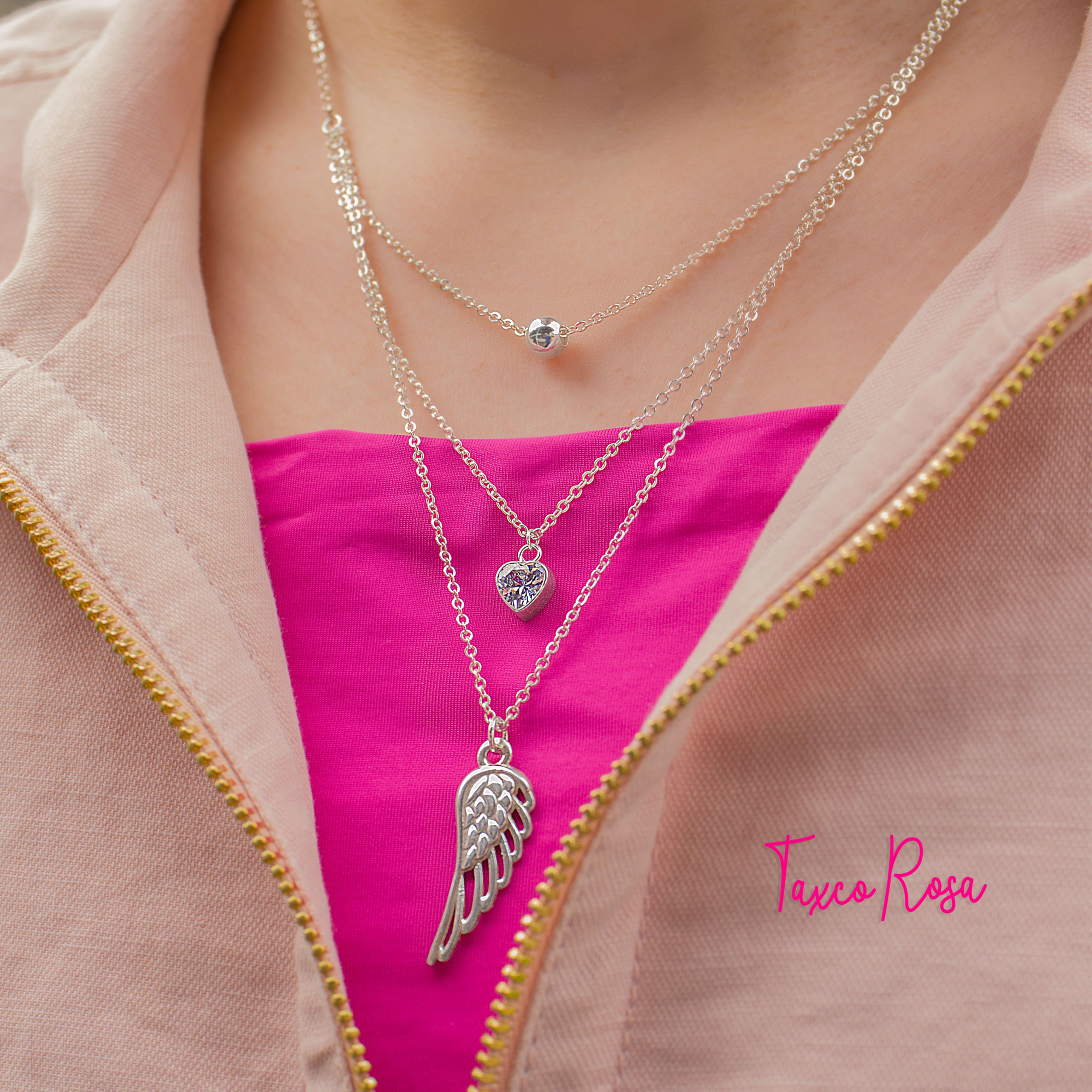 Collar triple ala de ángel