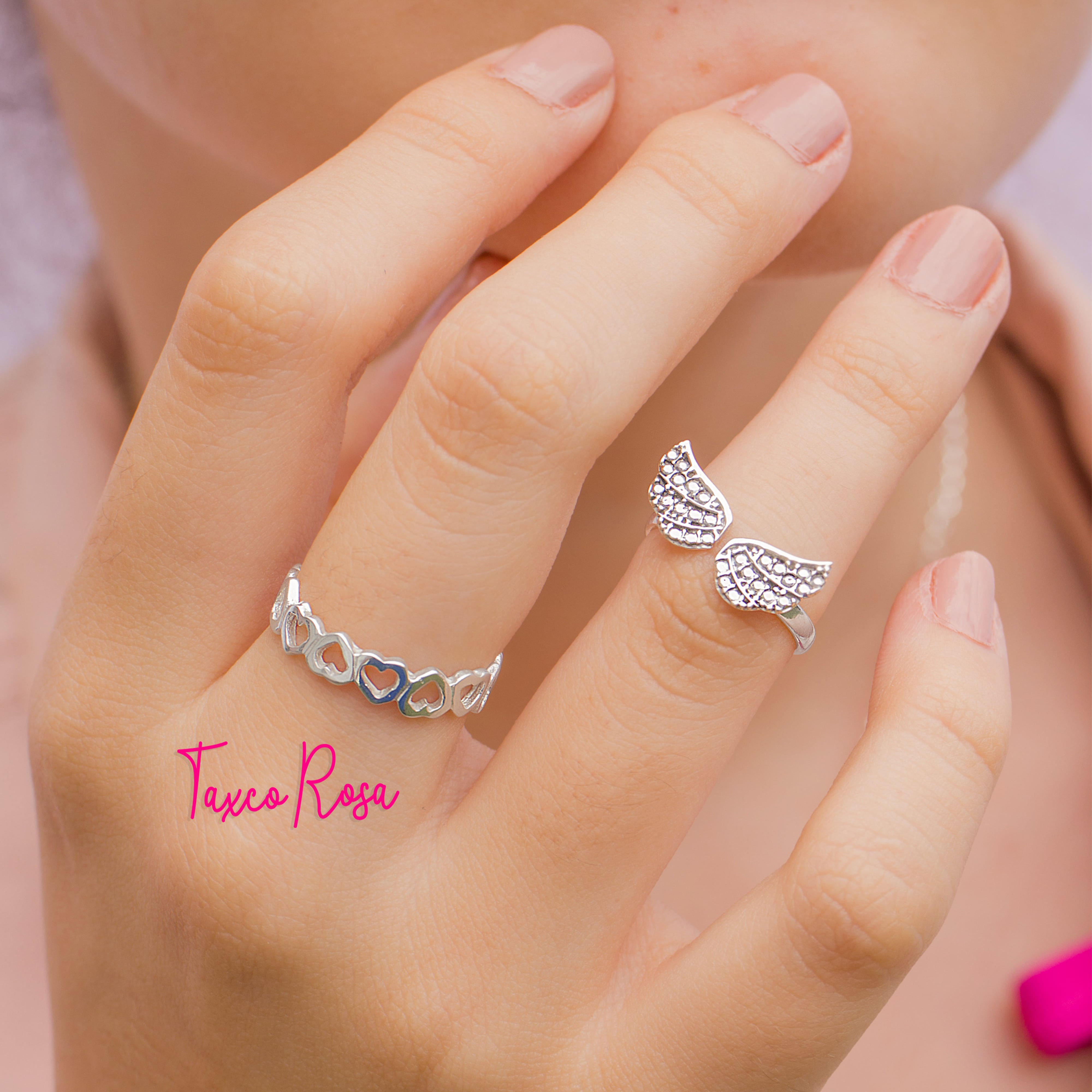 Anillo de corazoncitos