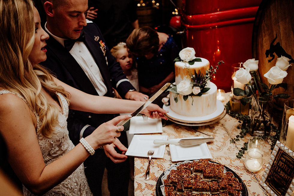 valentine distillery wedding photo by little blue bird photography, detroit michigan