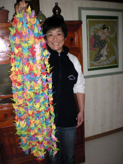 完成した千羽鶴