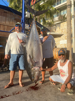 Jessica Sports Fishing Cabo