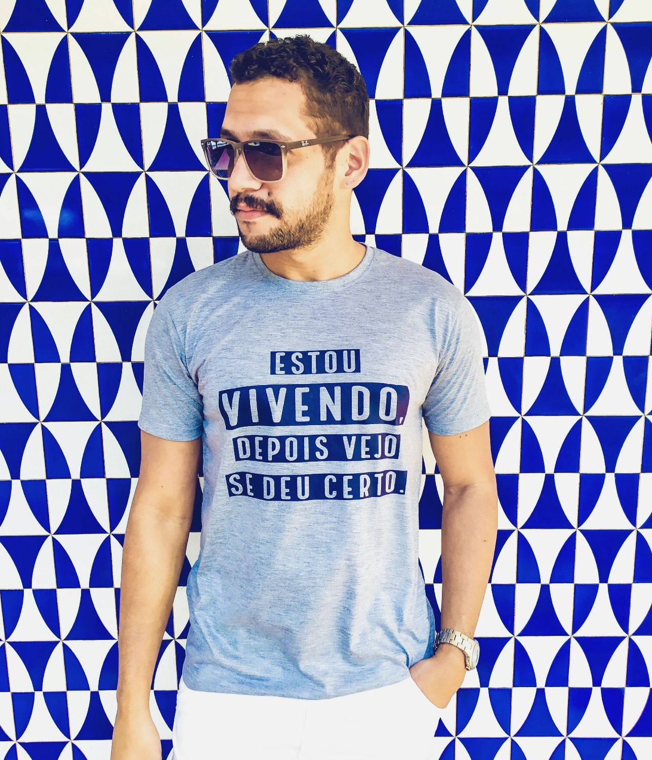 Camiseta Estou Vivendo