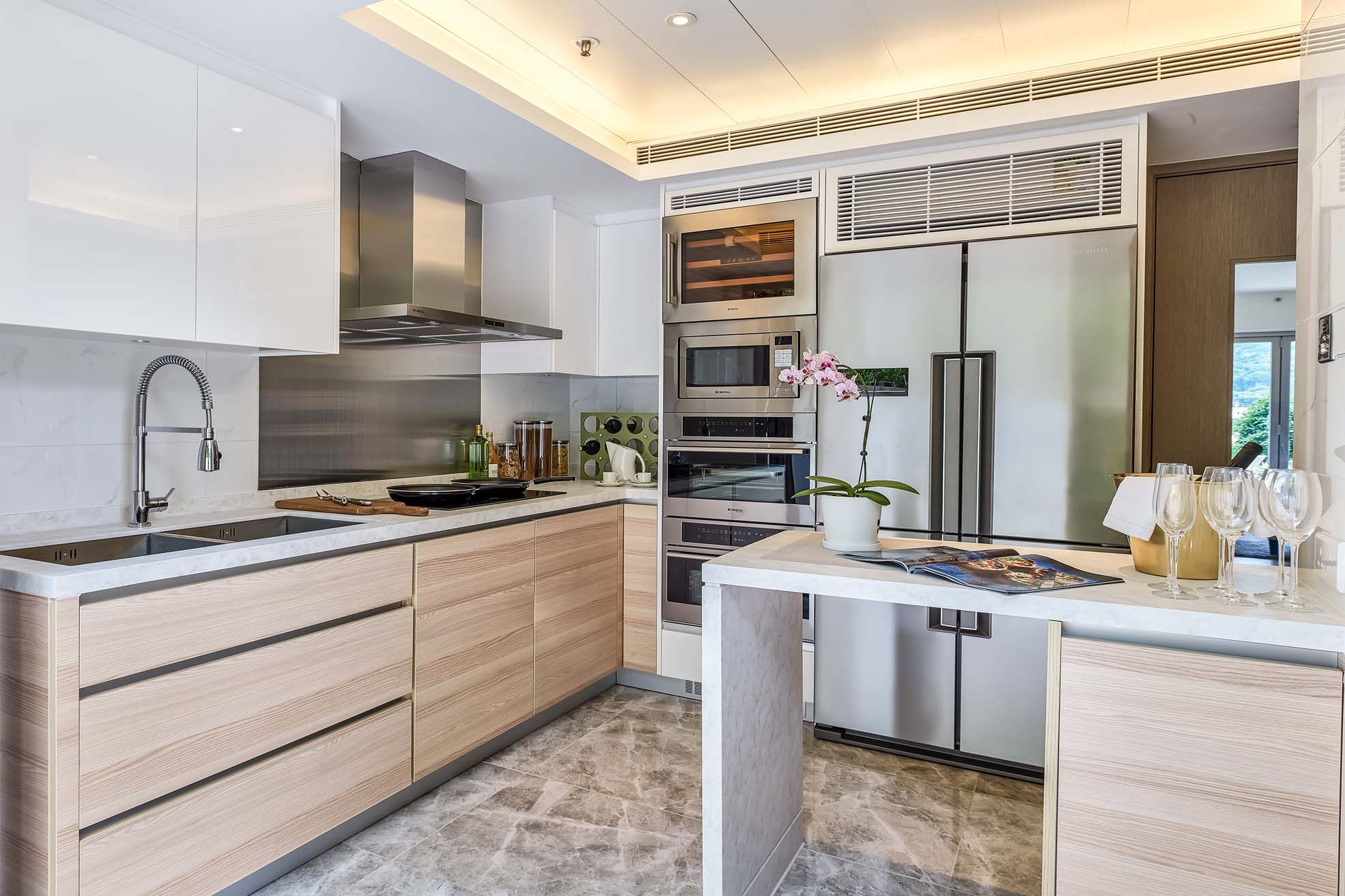 Peng Chau 3-Bedroom Villa with Garden & Rooftop Terrace LID8015