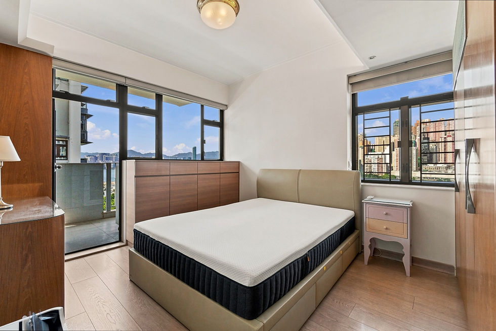 Thumbnail: Causeway Bay Furnished 3-Bedroom Sea View Apartment LID8027
