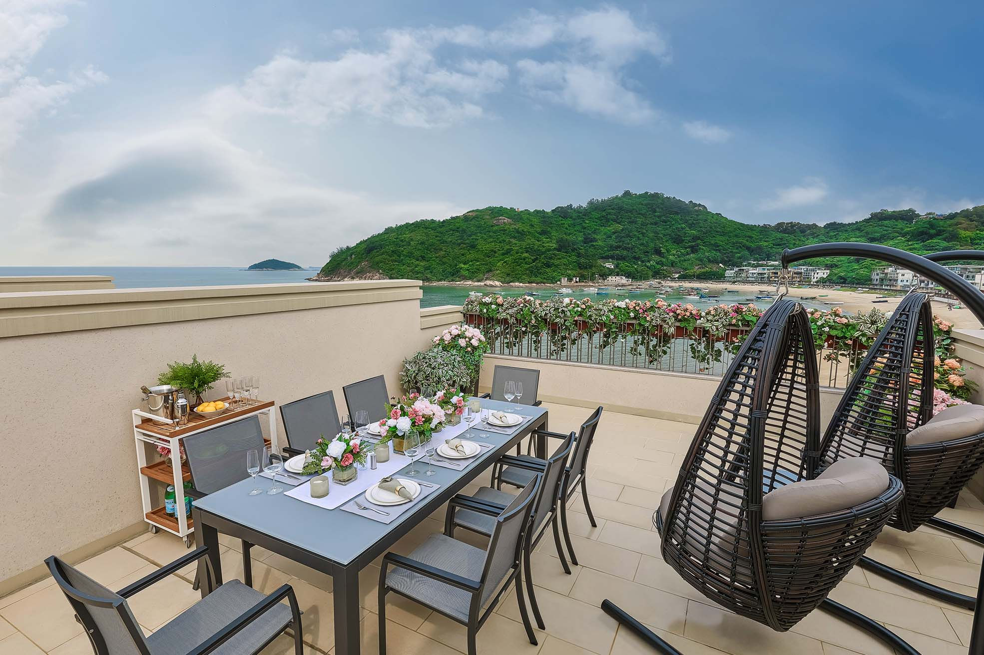 Peng Chau 3-Bedroom Villa with Garden & Rooftop Terrace LID8015