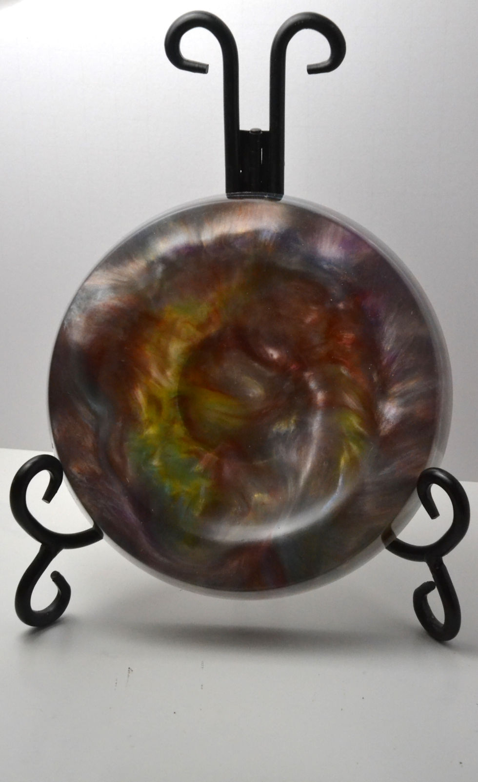 Thumbnail: Epoxy Ball Holder