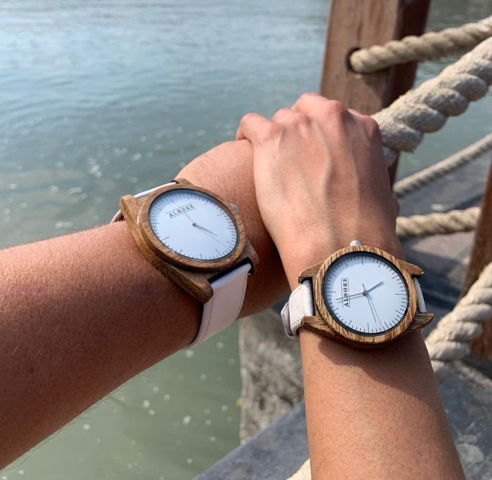 Relojes en pareja Total White