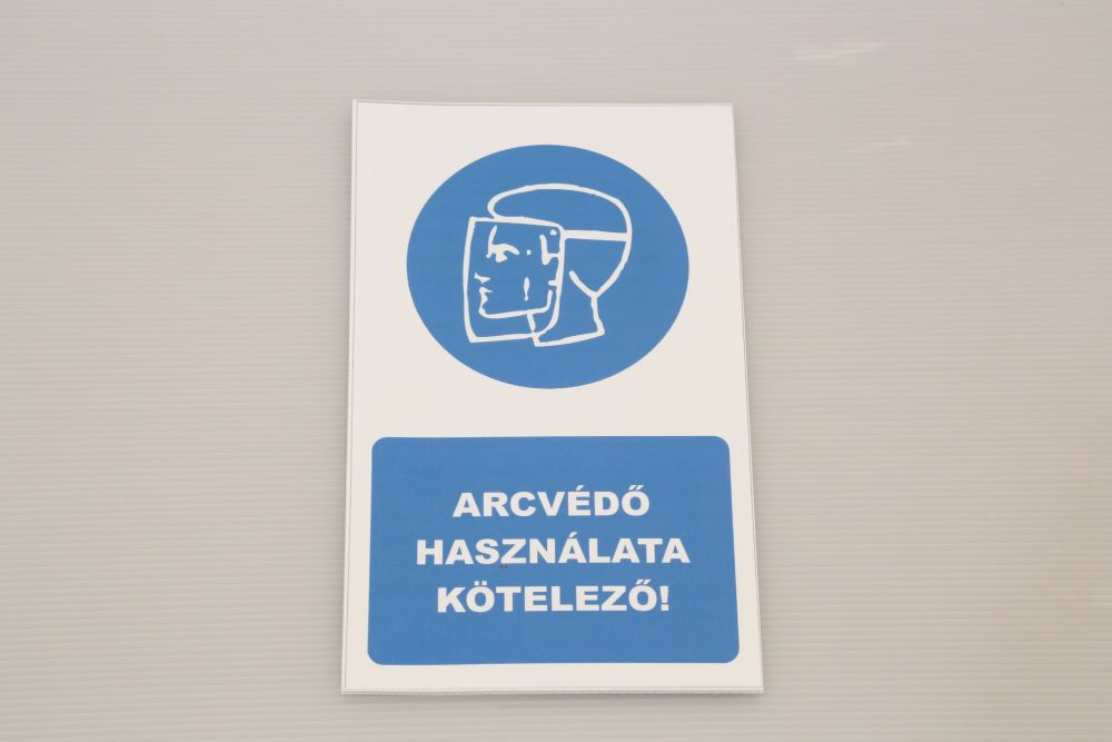 Munkavédelmi információs tábla