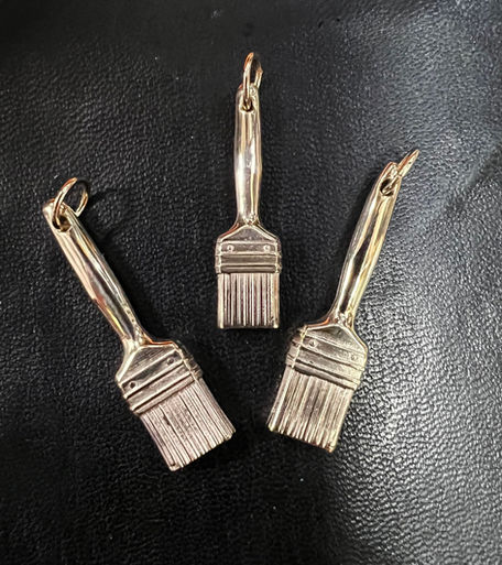 9ct gold paint brush pendants