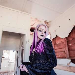 Model: Sara Vogelsanger
Photographer: Tanner Perry