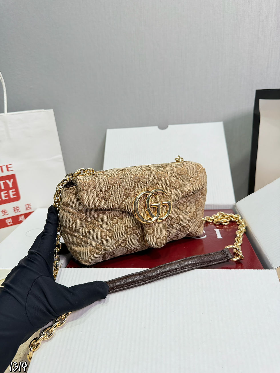 Thumbnail: GUCCI Bag 45554